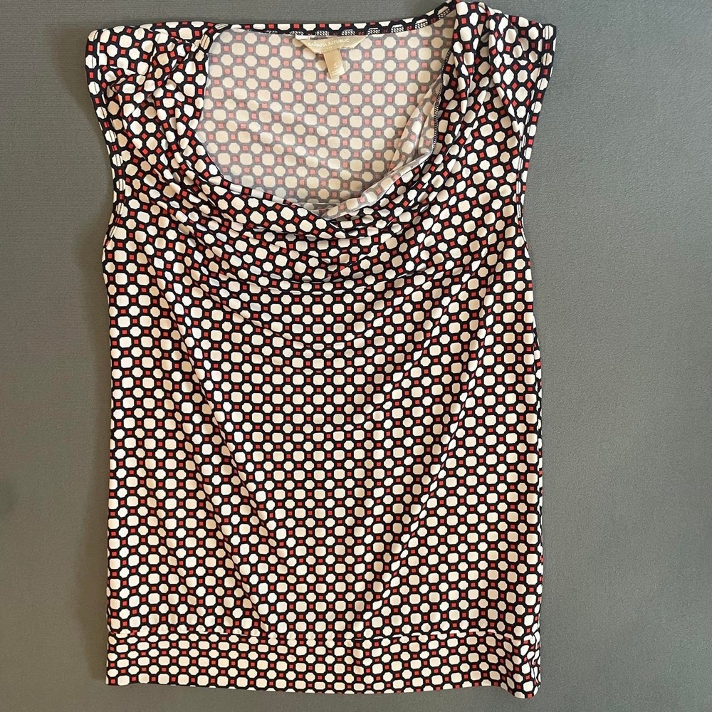 Banana Republic white and red polka dot blouse in a S